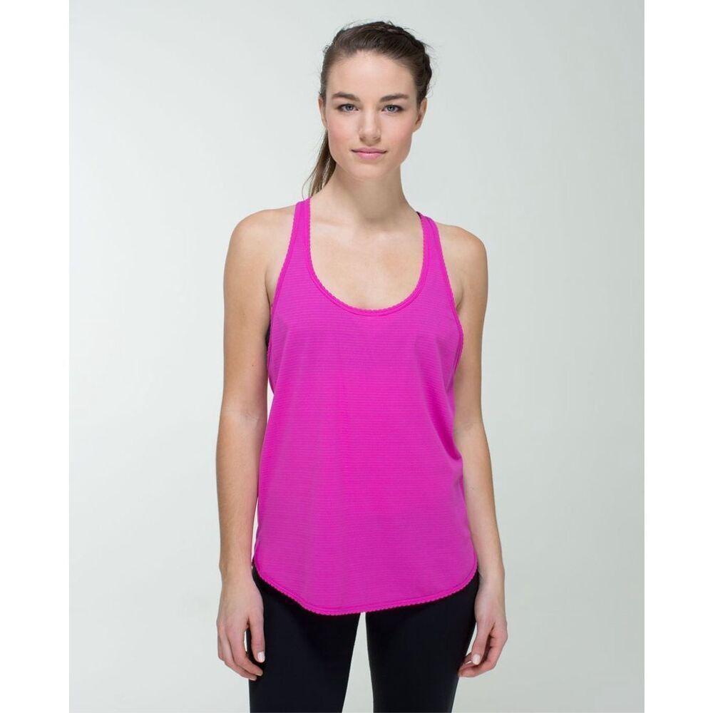 Lululemon 105 Singlet Silver in Paris Perfection Size 6 NWT